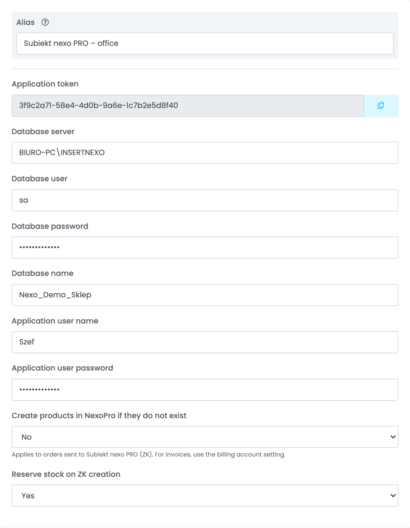 Die ERP-Verbindung mit Subiekt nexo PRO: Alias Subiekt nexo PRO – office, Application token mit Kopier-Schaltfläche, Database server BIURO-PC\INSERTNEXO, Database user sa, Database password, Database name Nexo_Demo_Sklep, Application user name Szef, Application user password, Create products in NexoPro if they do not exist No, Reserve stock on ZK creation Yes.