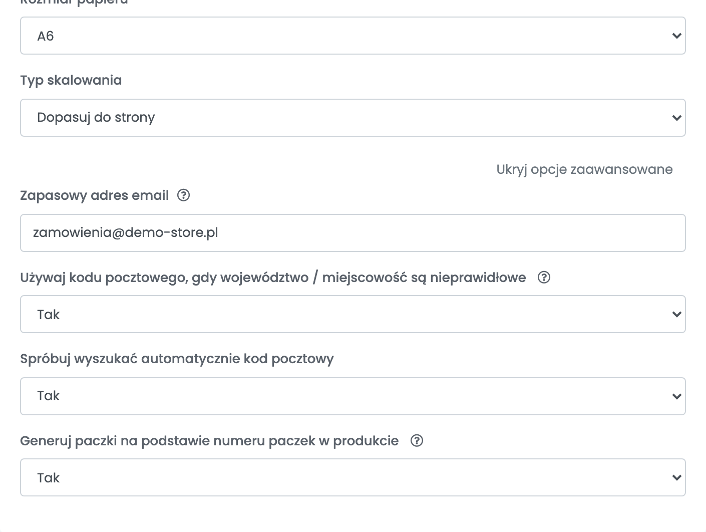Rozwinięte ustawienia drukowania i opcje zaawansowane połączenia Innoship, z Rozmiarem papieru, Typem skalowania, Zapasowym adresem email, opcją użycia kodu pocztowego i automatycznym wyszukiwaniem kodu.
