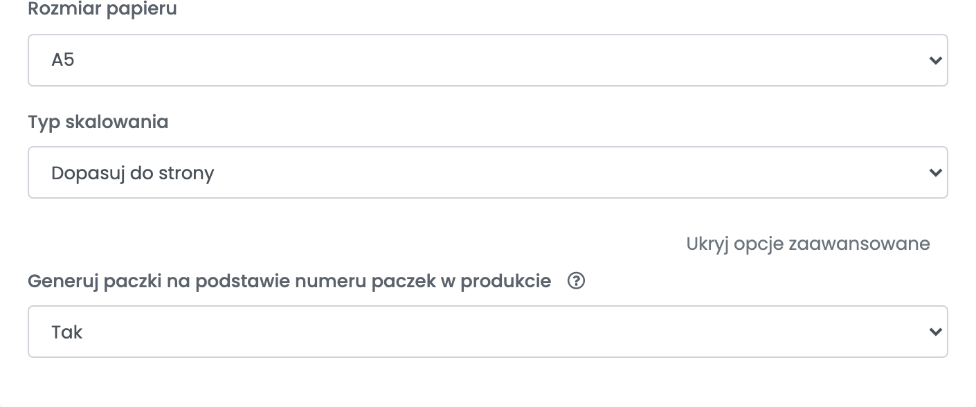 Rozwinięte ustawienia drukowania i opcje zaawansowane połączenia BooKurier z Rozmiarem papieru, Typem skalowania i opcją liczby paczek.