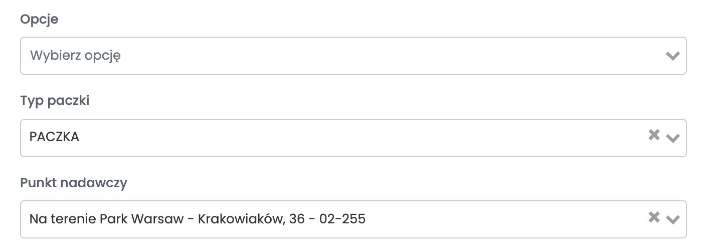 Pola Opcje, Typ paczki i Punkt nadawczy połączenia z Apaczką, z paczkomatem InPost wybranym jako punkt nadawczy.